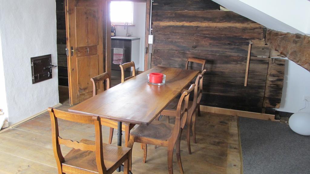 Ferienwohnung Graubuenden/ Castiel Exteriör bild