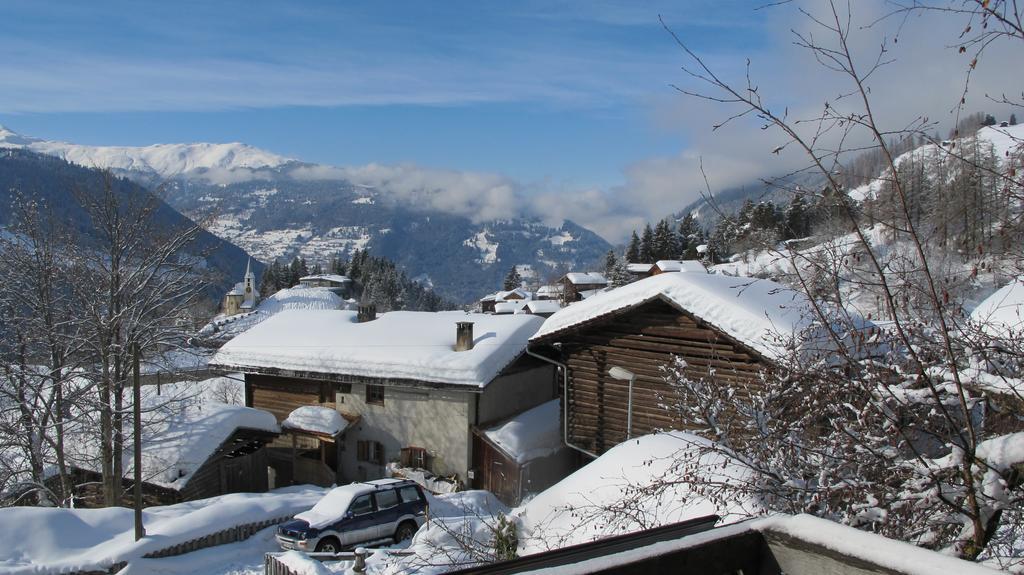 Ferienwohnung Graubuenden/ Castiel Exteriör bild